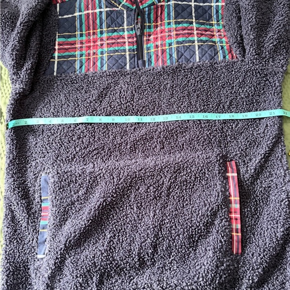 Vera Bradley Tartan Plaid Fleece - Picture 5 of 5